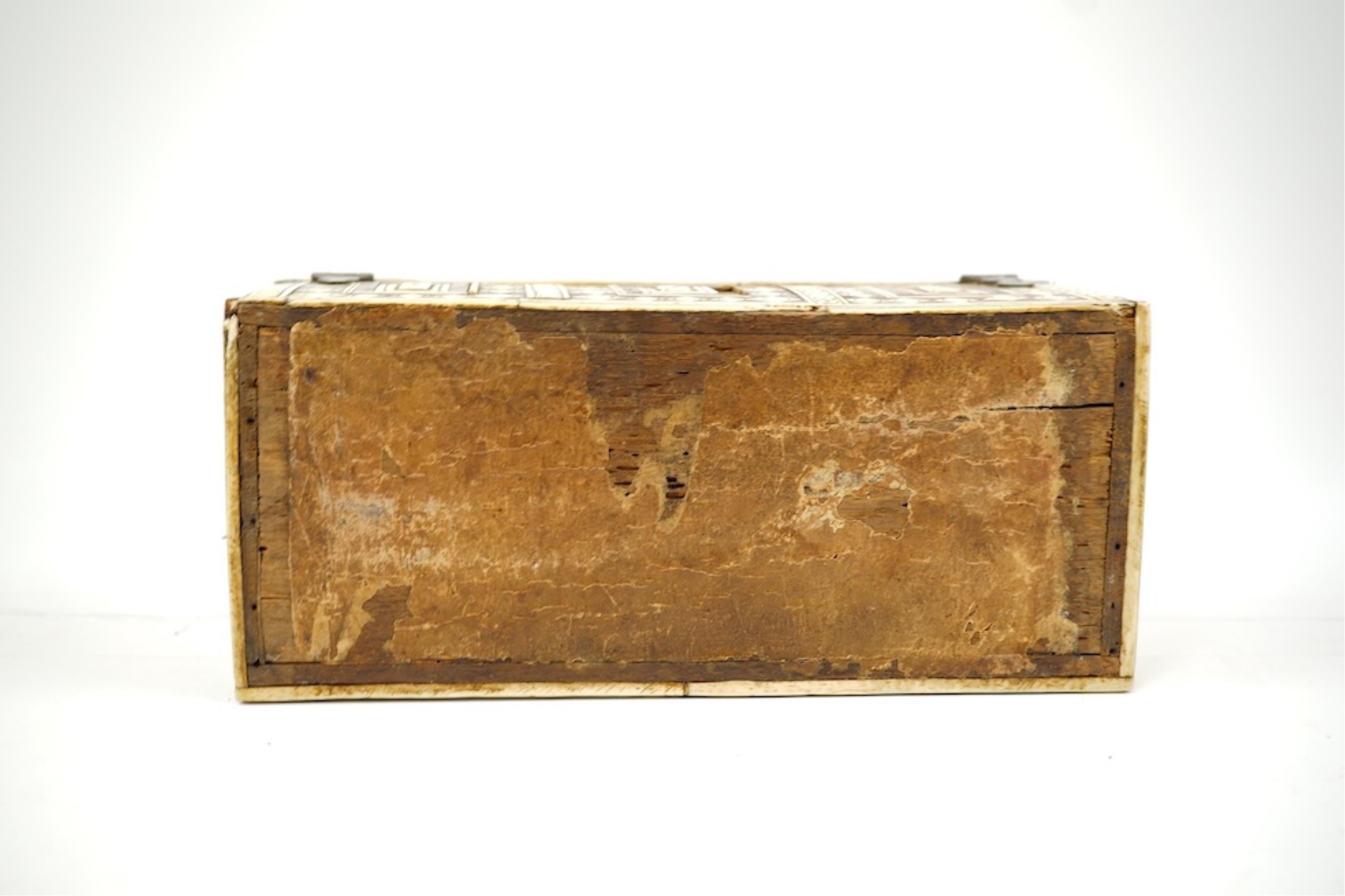 A 17th/18th century Indo-Colonial bone and hardwood inlaid box